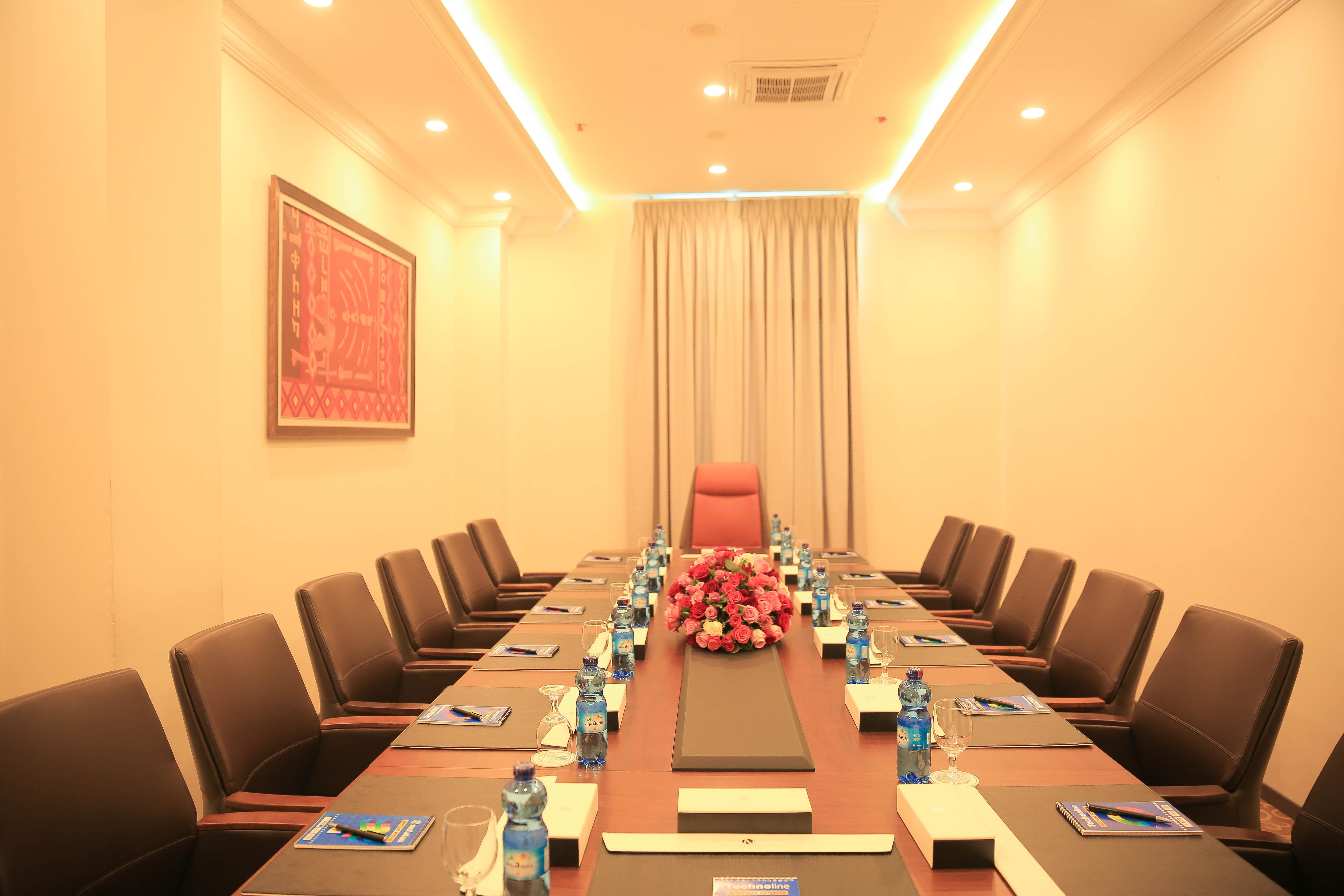 Swiss Inn Nexus Hotel Addis Abeba Buitenkant foto