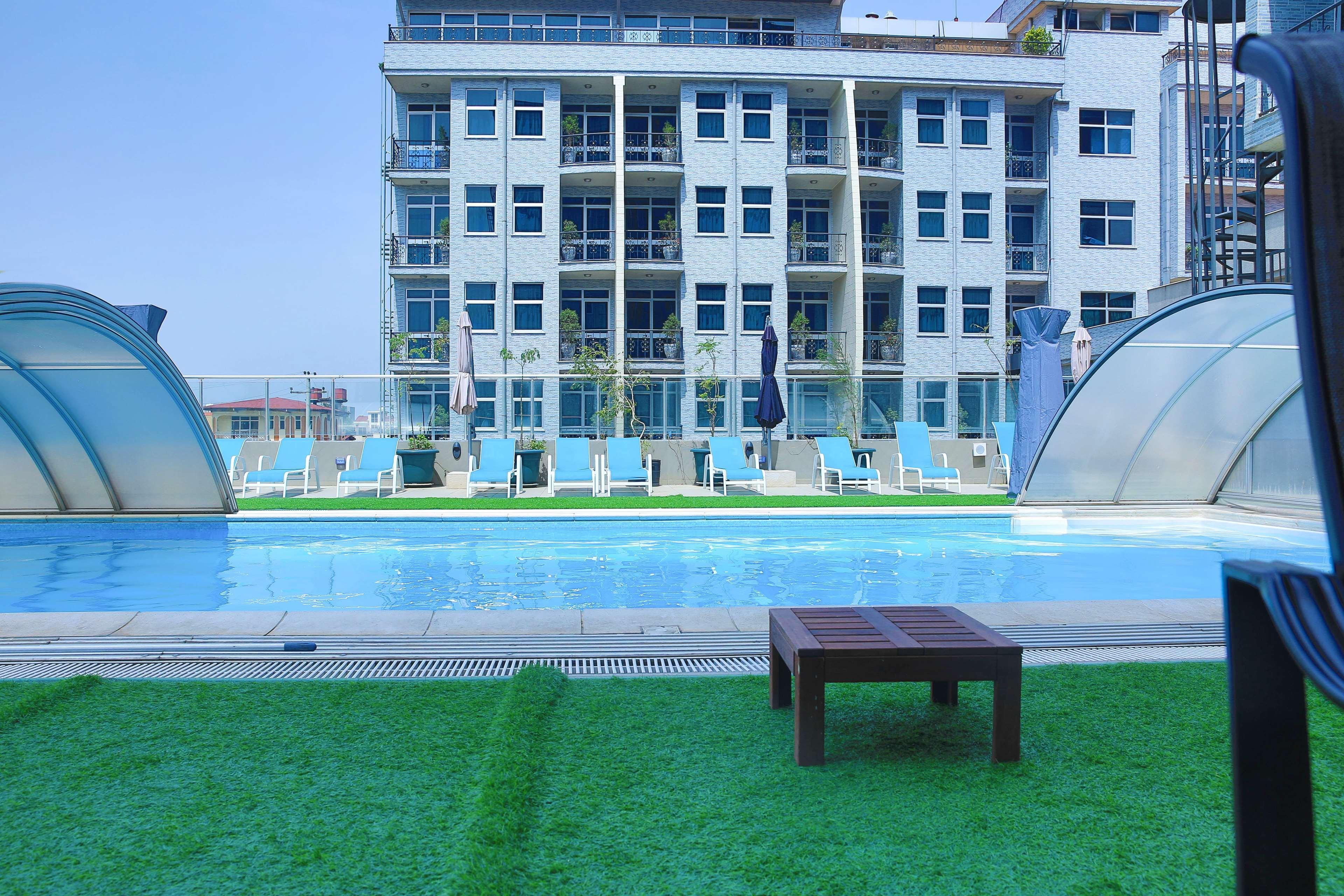 Swiss Inn Nexus Hotel Addis Abeba Buitenkant foto