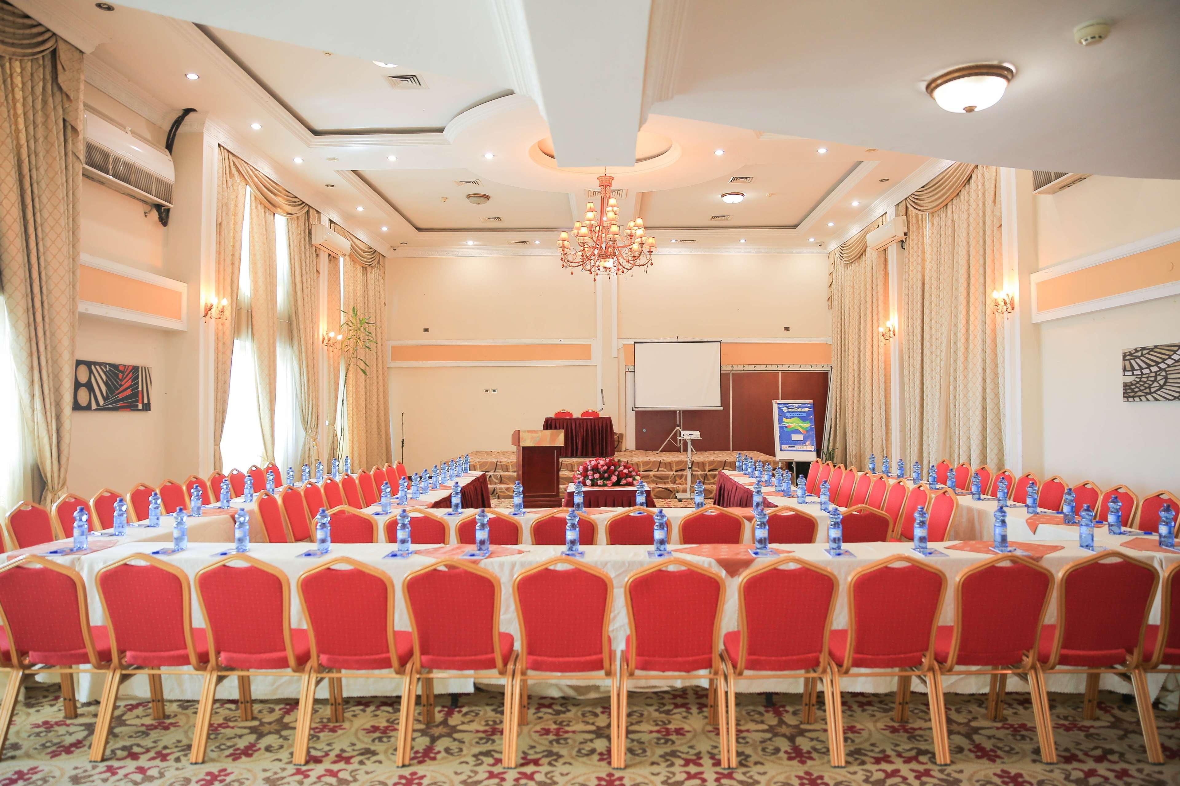 Swiss Inn Nexus Hotel Addis Abeba Buitenkant foto