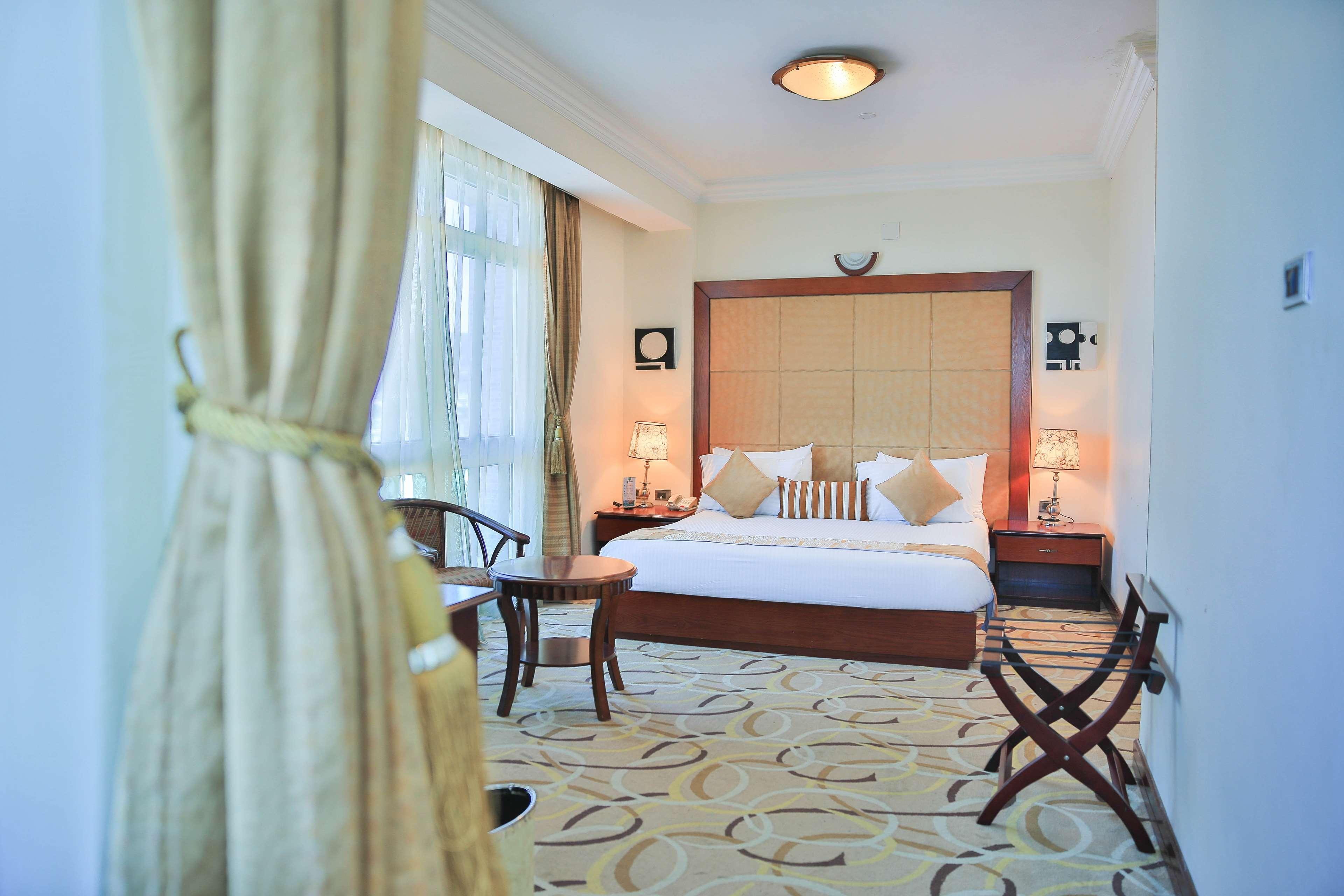 Swiss Inn Nexus Hotel Addis Abeba Buitenkant foto