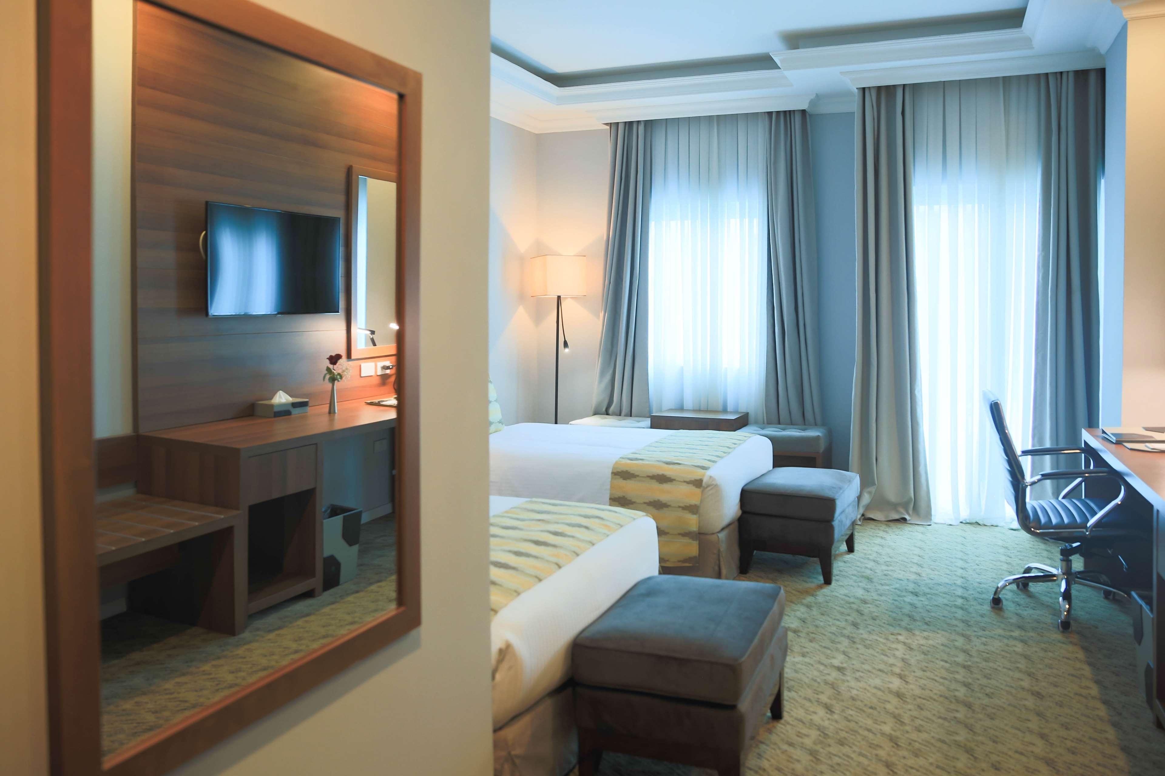 Swiss Inn Nexus Hotel Addis Abeba Buitenkant foto